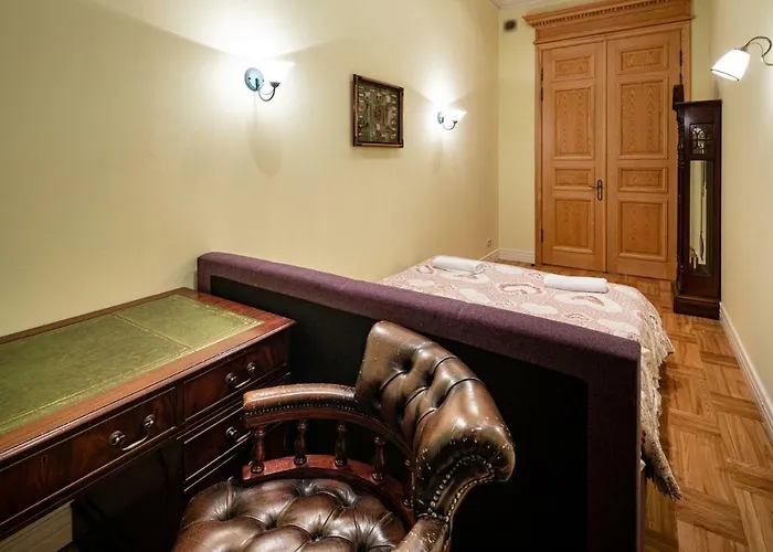 Old Riga 2 Bedroom Vecpilsetas Street Apartment